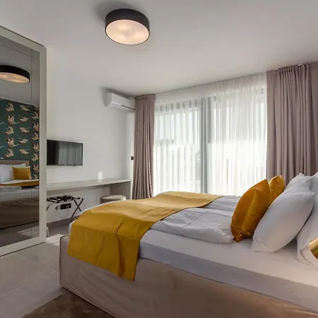 Willa Luxury Eleven Near Rovinj For 10 Persons Only 4 Km From The Rovinjsko Selo