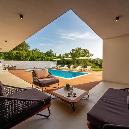 Luxury Eleven Near Rovinj For 10 Persons Only 4 Km From The 빌라 *